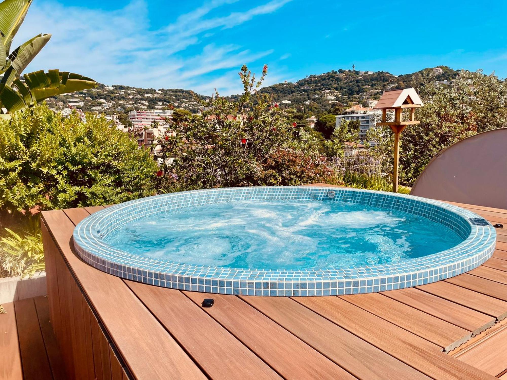 Best Western Premier Le Patio Des Artistes Wellness Jacuzzi Cannes Exterior photo